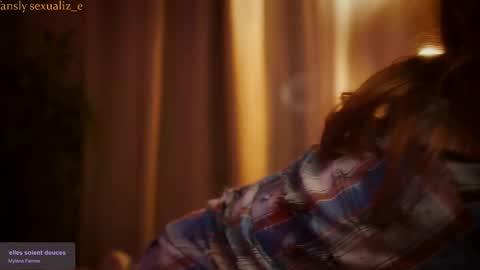 Snapshot of sexualiz_e chatting on September 17, 8:54 pm Liz online show from September 17, 8:54 pm