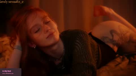 Snapshot of sexualiz_e chatting on October 2, 10:39 pm Liz online show from October 2, 10:39 pm