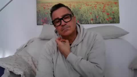 Snapshot of sexurbation chatting on February 16, 12:21 pm Sexurbation online show from February 16, 12:21 pm