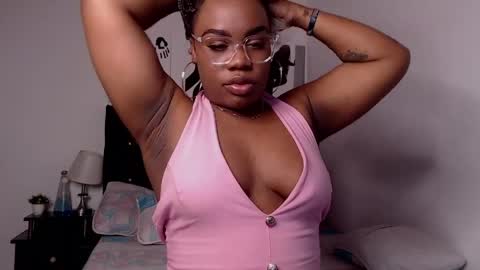 Snapshot of sexx_amara chatting on May 20, 7:47 am Amara online show from May 20, 7:47 am