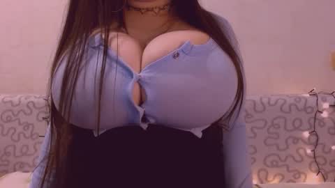 Julia online show from March 16, 5:44 am