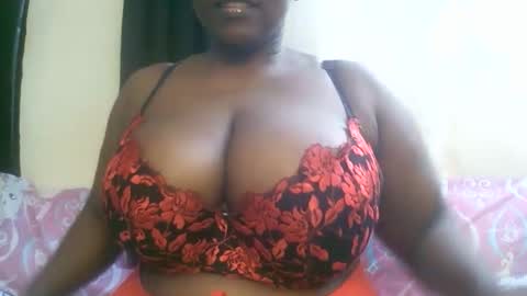 sexxi_ebony online show from April 1, 1:41 pm