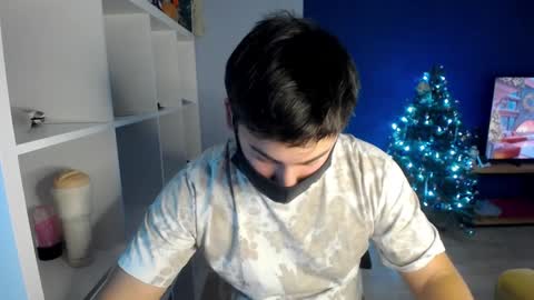 Snapshot of sexxxdickbig chatting on January 6, 5:16 pm Tommy online show from January 6, 5:16 pm