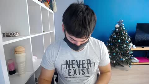 Snapshot of sexxxdickbig chatting on January 9, 9:06 am Tommy online show from January 9, 9:06 am