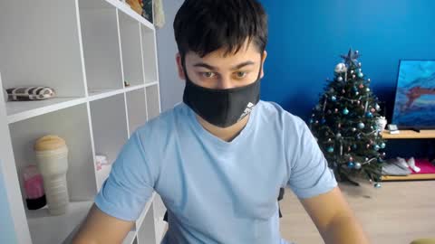 Snapshot of sexxxdickbig chatting on January 11, 8:43 am Tommy online show from January 11, 8:43 am