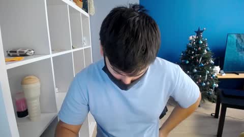Snapshot of sexxxdickbig chatting on January 14, 9:13 am Tommy online show from January 14, 9:13 am