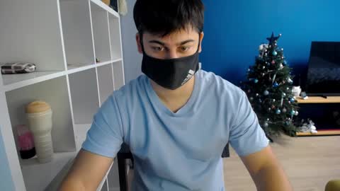 Snapshot of sexxxdickbig chatting on January 16, 9:16 am Tommy online show from January 16, 9:16 am