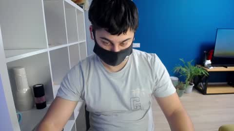 Snapshot of sexxxdickbig chatting on January 26, 2:30 pm Tommy online show from January 26, 2:30 pm
