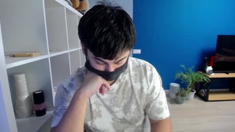 Snapshot of sexxxdickbig chatting on January 27, 7:03 pm Tommy online show from January 27, 7:03 pm