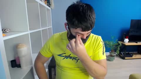 Snapshot of sexxxdickbig chatting on February 25, 7:25 pm Tommy online show from February 25, 7:25 pm