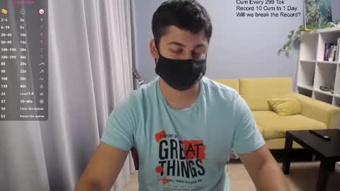 Snapshot of sexxxdickbig chatting on November 9, 8:56 am Tommy online show from November 9, 8:56 am