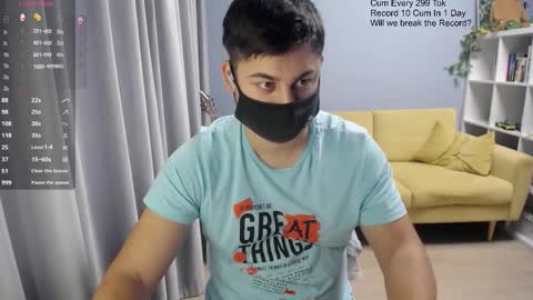 Snapshot of sexxxdickbig chatting on December 3, 7:16 am Tommy online show from December 3, 7:16 am