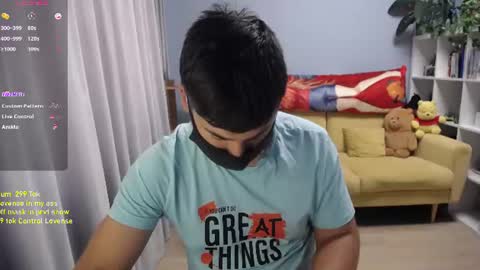 Snapshot of sexxxdickbig chatting on June 29, 12:05 pm Tommy online show from June 29, 12:05 pm