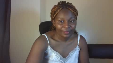 sexxy_amira online show from October 11, 12:10 am