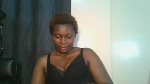 sexxy_amira online show from October 29, 4:48 am