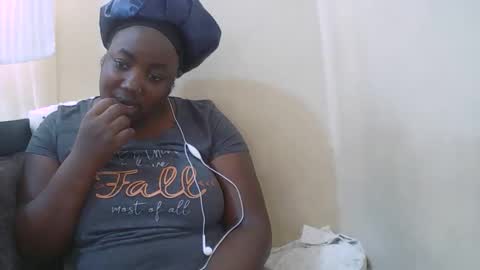Snapshot of sexxy_bree chatting on October 4, 8:56 am sexxy_bree online show from October 4, 8:56 am