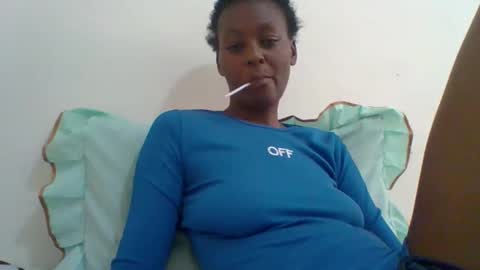 sexxy bum online show from October 6, 9:18 am