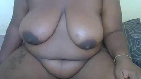 Snapshot of sexxy_lollie chatting on February 15, 2:03 pm sexxy_lollie online show from February 15, 2:03 pm