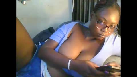 sexxy_mish online show from March 24, 4:50 am