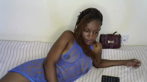 sexxy_nisa online show from March 6, 8:05 pm