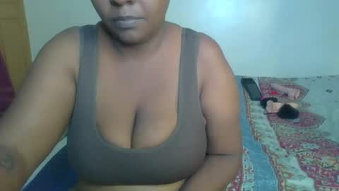 Snapshot of sexxy_surphire chatting on September 19, 5:57 pm Sexxy surphire online show from September 19, 5:57 pm