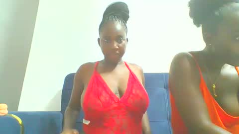 Snapshot of sexxy_thick_ebony chatting on October 15, 4:18 pm Sweet doll online show from October 15, 4:18 pm