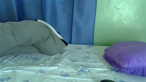 African Queen online show from October 17, 7:00 am