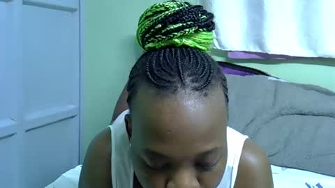 African Queen online show from October 25, 9:20 pm