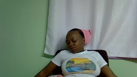 African Queen online show from December 18, 2:06 am