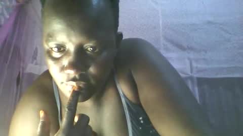 Snapshot of sexxychris123 chatting on May 14, 7:09 pm 24 online show from May 14, 7:09 pm