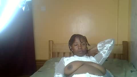 Snapshot of sexxyjey_ chatting on December 3, 11:30 am sexxyjey_ online show from December 3, 11:30 am