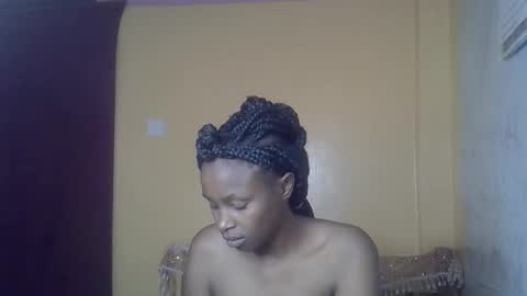 Snapshot of sexxyjey_ chatting on January 9, 7:33 am sexxyjey_ online show from January 9, 7:33 am