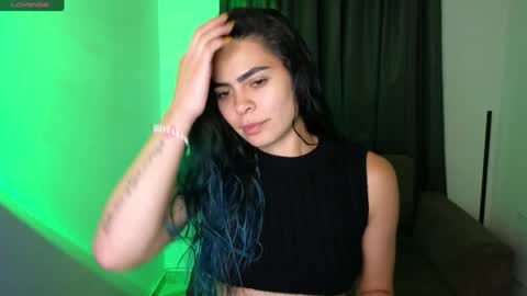Snapshot of sexxylady__ chatting on April 27, 11:25 pm Angie online show from April 27, 11:25 pm