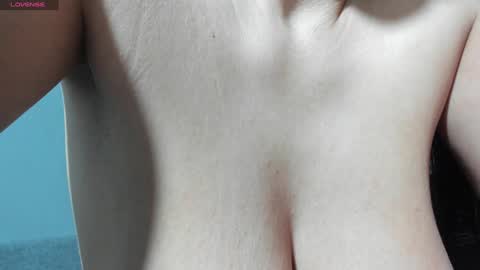 Snapshot of sexxymeriemm chatting on January 16, 12:23 am sexxymeriemm online show from January 16, 12:23 am