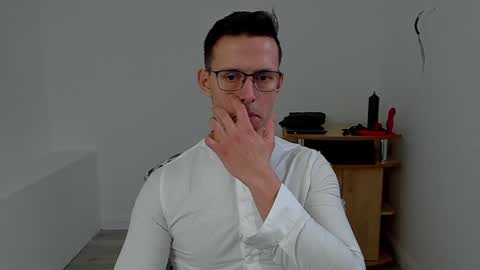Sexxymuscles4U online show from December 2, 7:25 am