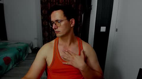 Sexxymuscles4U online show from September 13, 9:53 am