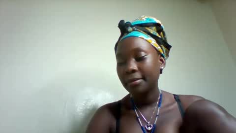 sexxyvajaina online show from February 6, 12:54 am