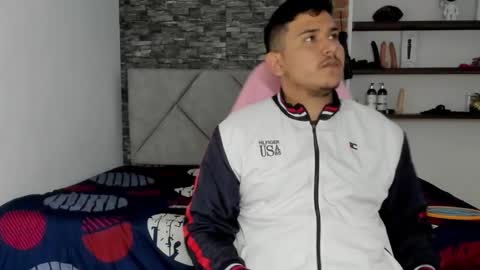 Sexxy-Couple online show from March 1, 5:09 am