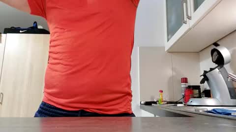 sexy30031986 online show from December 1, 6:51 am