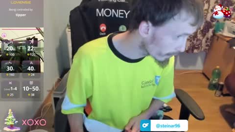 Snapshot of sexy432629 chatting on December 18, 5:10 pm evry tip help me to buy a new car 111-1111-111111 tk online show from December 18, 5:10 pm