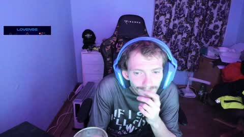 Snapshot of sexy432629 chatting on January 25, 4:13 pm evry tip help me to buy a new car 111-1111-111111 tk online show from January 25, 4:13 pm