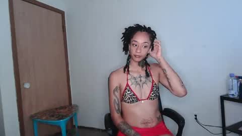 Snapshot of sexy6foot chatting on June 29, 8:31 pm sexy6foot online show from June 29, 8:31 pm