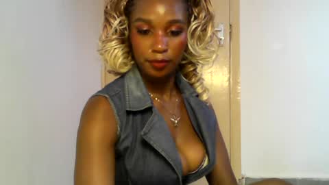 sexy_africana05 online show from July 25, 12:47 pm