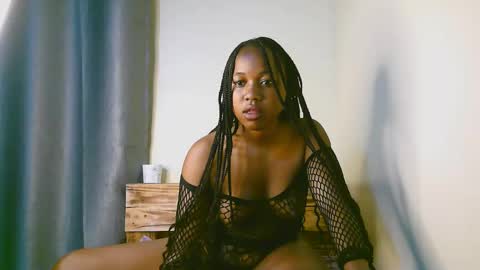 Ariana online show from December 13, 7:53 pm