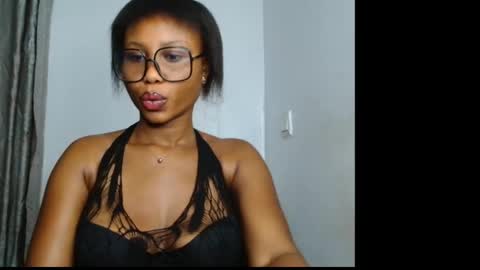 Sexy blackgirl2 online show from January 18, 5:33 am