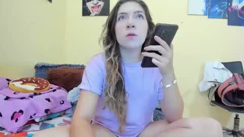 sexy_blondes_ online show from February 24, 2:48 pm