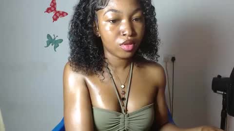 sexy_bluey247 online show from November 28, 8:17 am