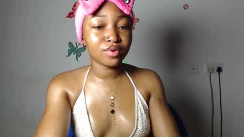 sexy_bluey247 online show from December 4, 8:01 am