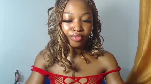 sexy_bluey247 online show from May 6, 3:39 pm