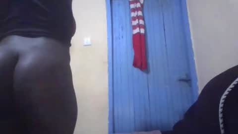 sexy_butty01 online show from April 15, 10:32 pm